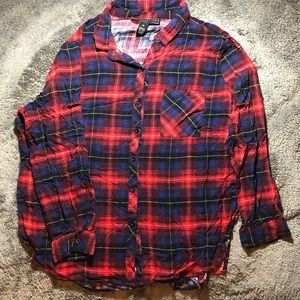 Long sleeve plaid button up